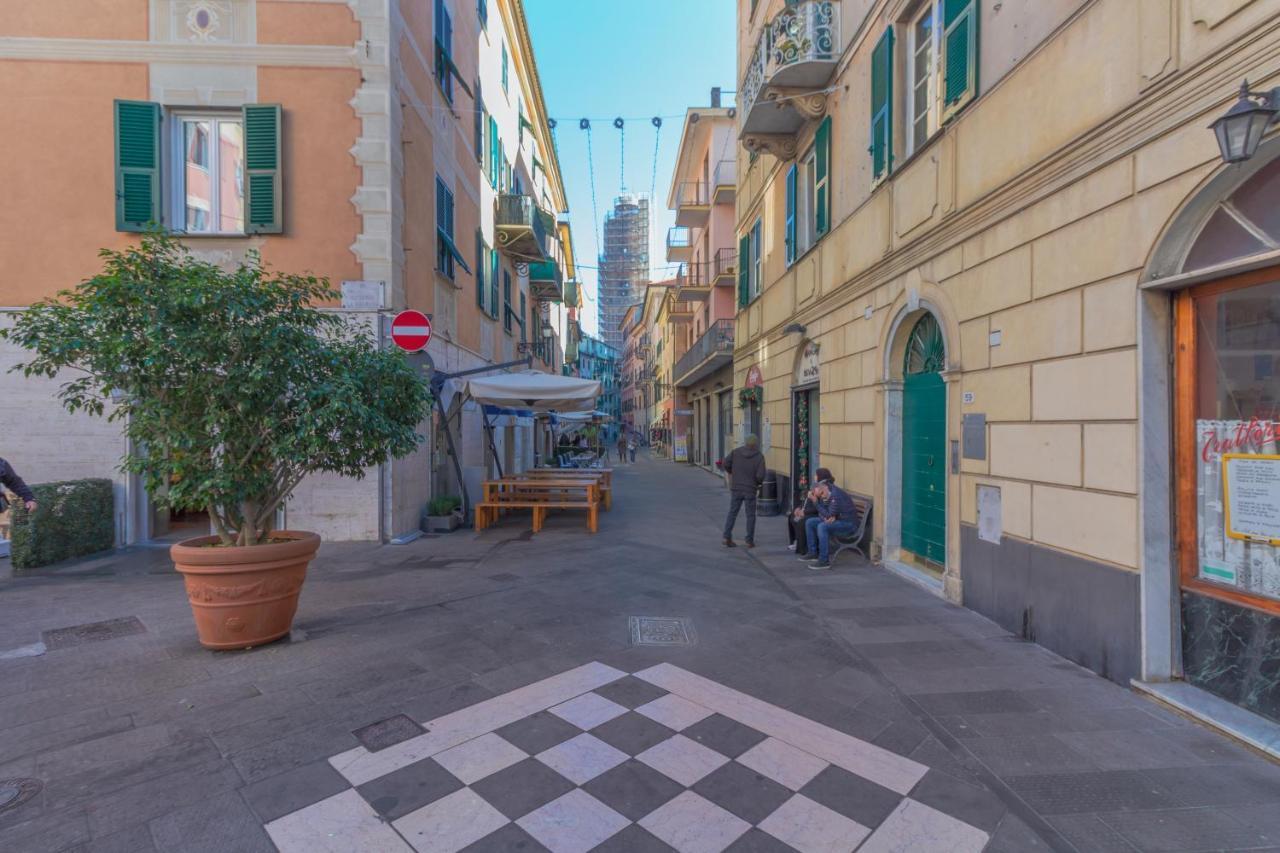 Casa Di Ale E Fra Comoda In Centro E A Pochi Passi Dalla Spiaggia Rapallo Bagian luar foto